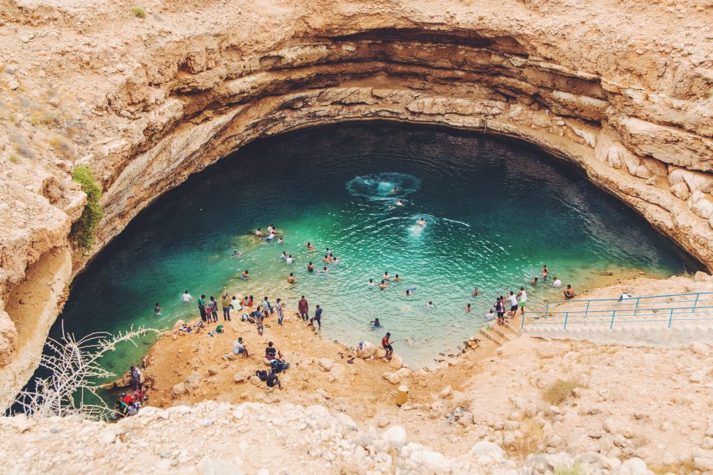 5-biggest-sinkholes-in-the-world-oddee