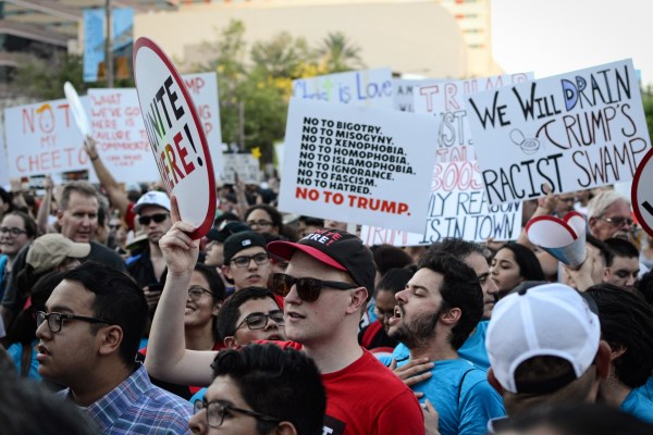 19 Geeky Trump Protest Signs - protest, trump, fights, funny, geeky ...