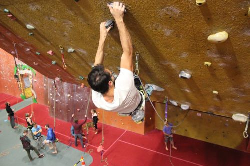 Inspired by indoor rock climbing 🪨 #virgilabloh #louisvuitton #rare #