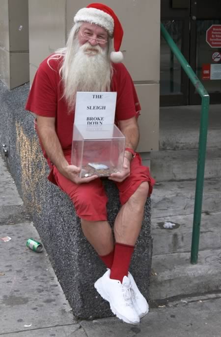 10 Most Inappropriate Santas - bad pictures with santa - Oddee