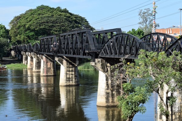 9 Most Amazing Train Railways - Oddee