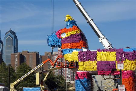 Another 10 Craziest Piñatas - Oddee