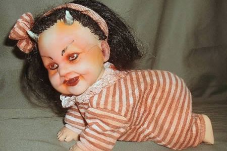 10 Creepiest Dolls Ever - creepy dolls, scary dolls - Oddee